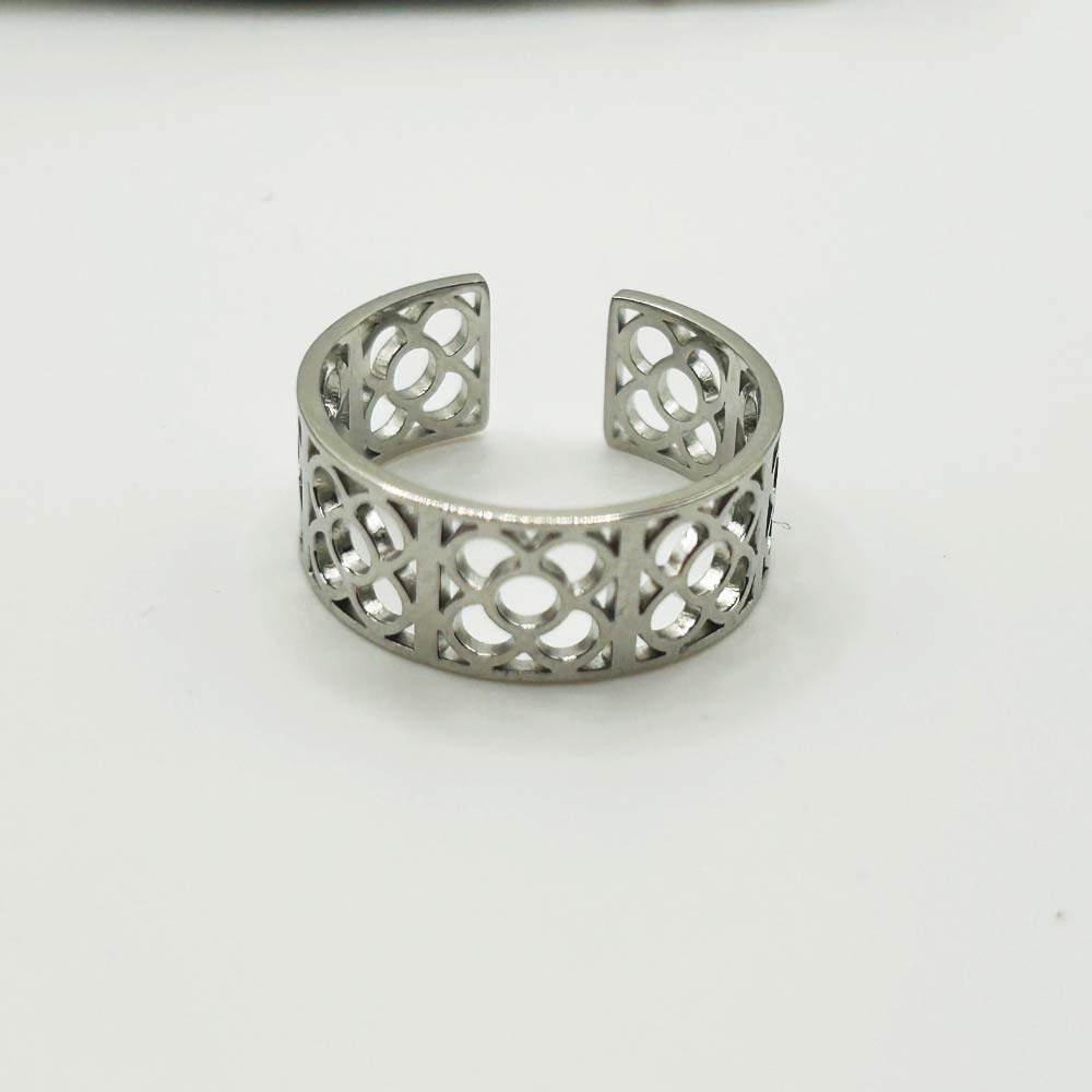 Anillo Barcelona - Inaianei