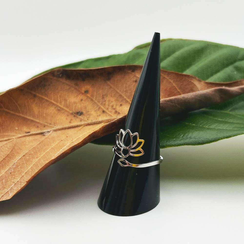 Anillo Lotus - Inaianei