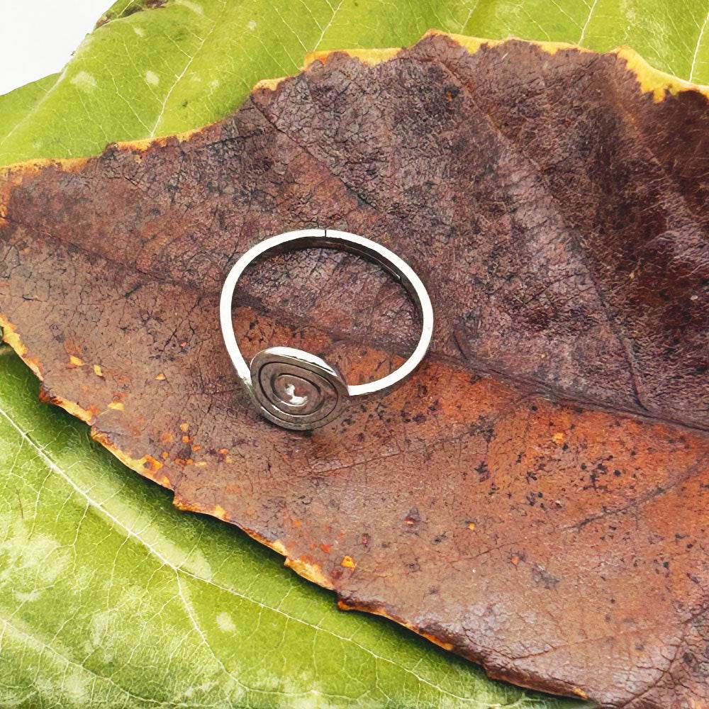 Anillo Ondina | Joyas de acero y plata | Inaianei.