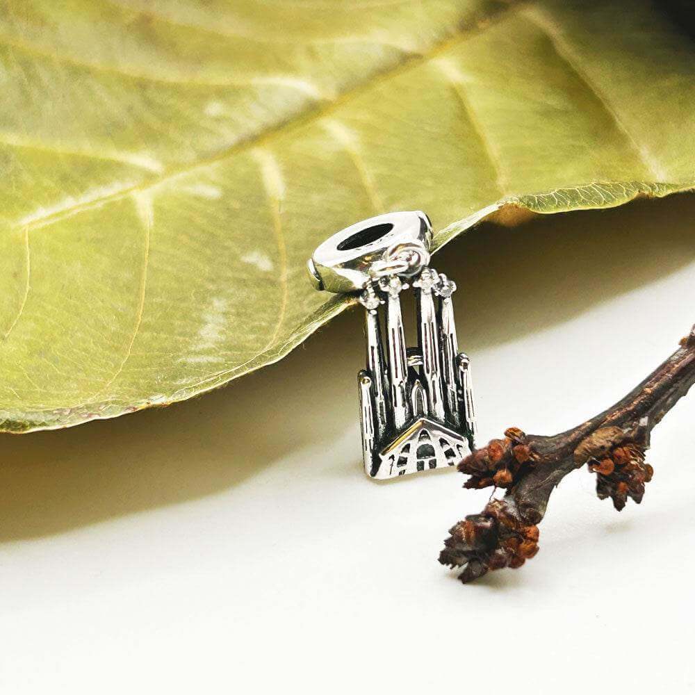 Charm Sagrada Familia | Joyas de acero y plata | Inaianei.