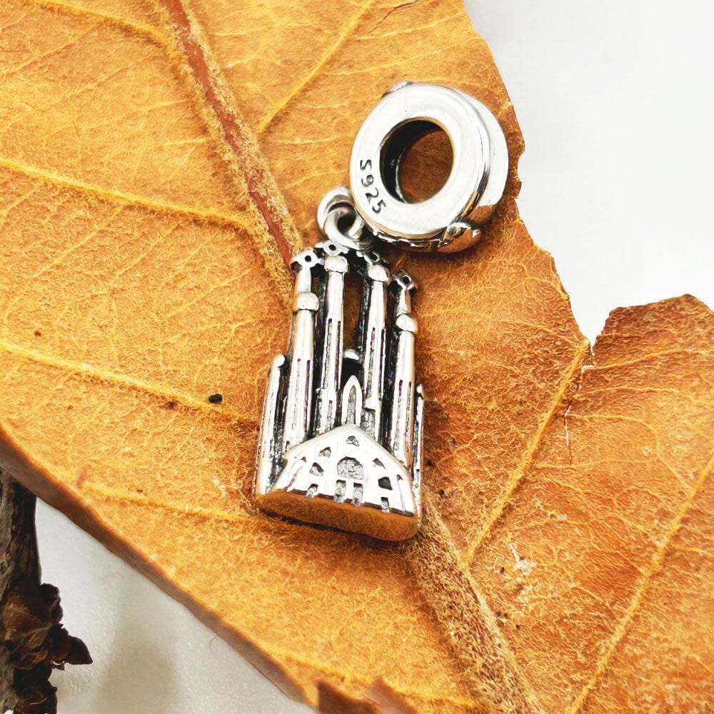Charm Sagrada Familia | Joyas de acero y plata | Inaianei.