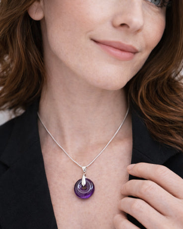Collar Karu