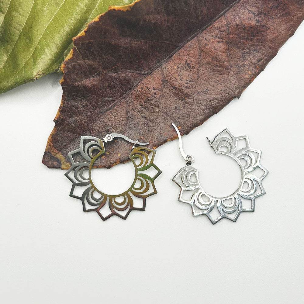 Pendientes Vasanti | Joyas de acero y plata | Inaianei.