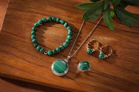 Joyas con significado: guía de piedras y energías