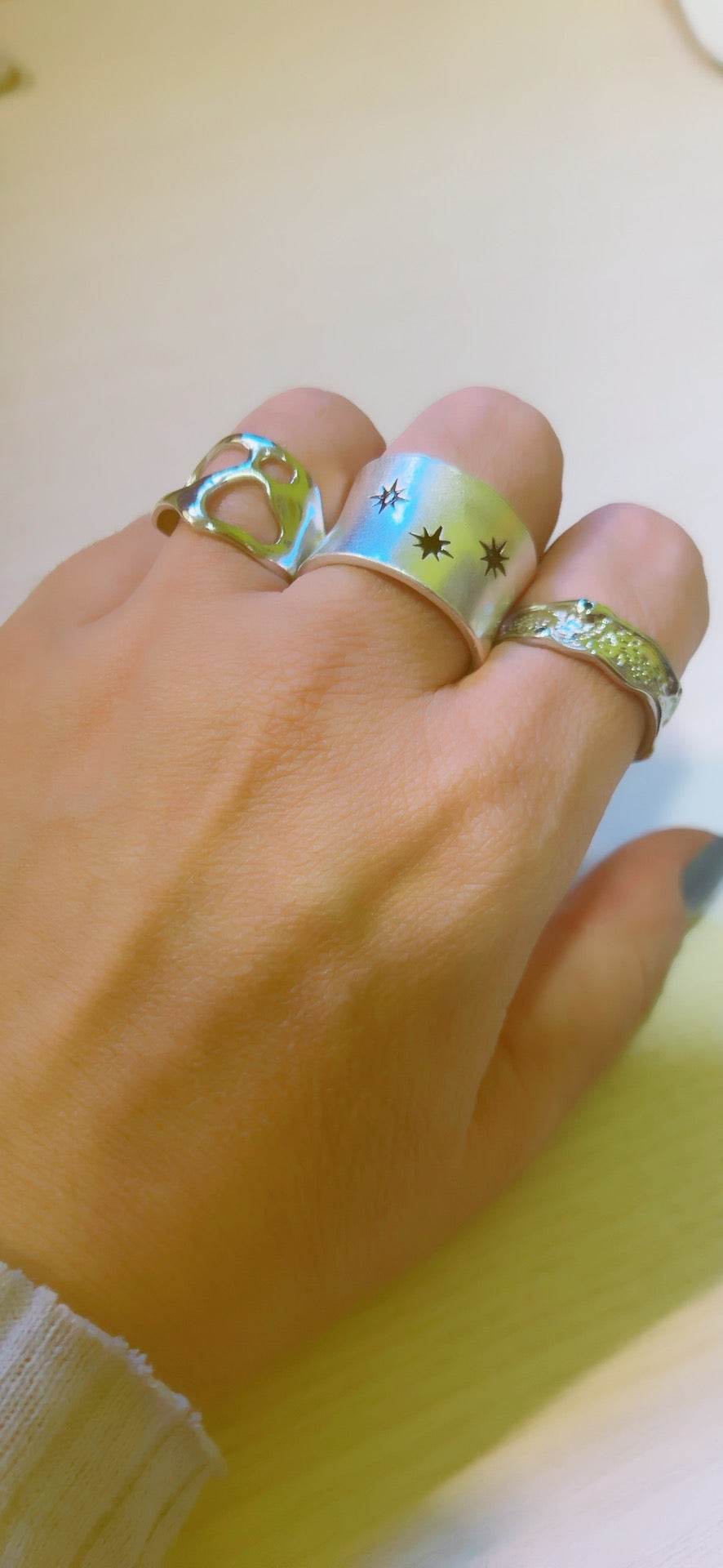 Cómo Combinar tus Anillos: Consejos y Reglas No Escritas para un Estilo Perfecto - Inaianei