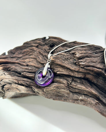 Collar Karu