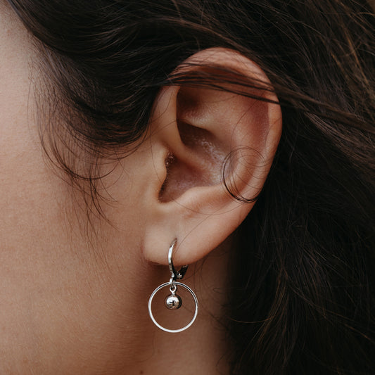 Pendientes Ona