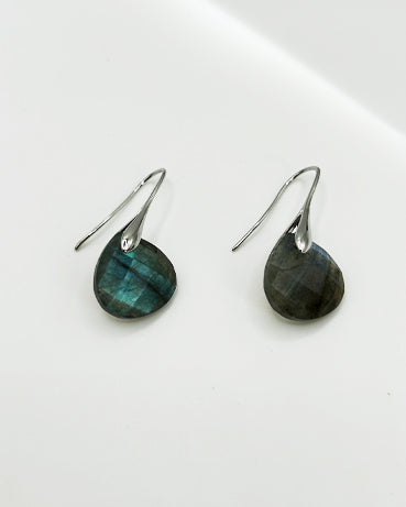 Pendientes Usha